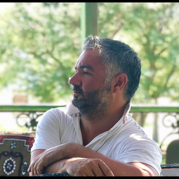 Meet your Posher, Shahrouz - Picture 1 of 1